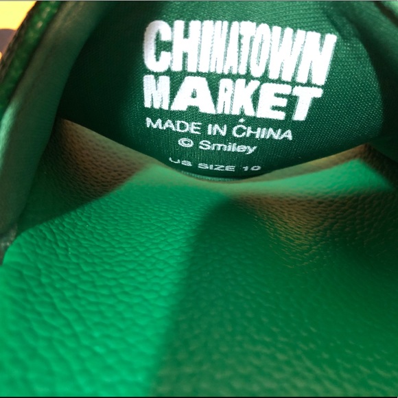 Chinatown Market, Smiley Face Slide, Various Sizes - Picture 8 of 8